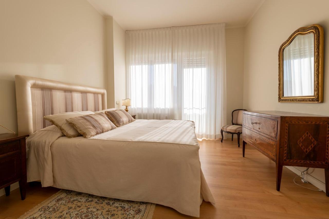 Casa Gramsci Luxury Apartment Pesaro Luaran gambar