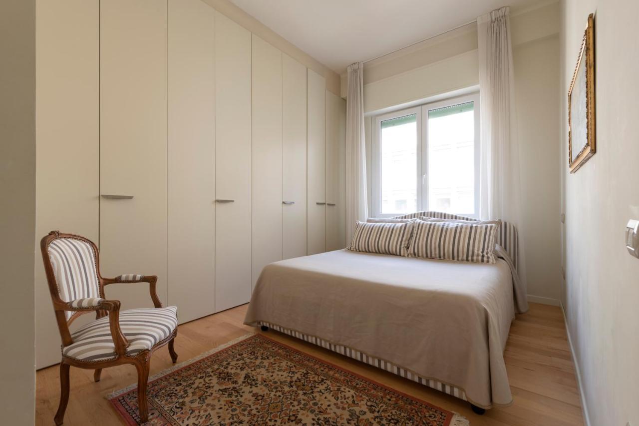 Casa Gramsci Luxury Apartment Pesaro Luaran gambar